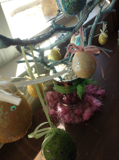 Easter tree close 400 x 536